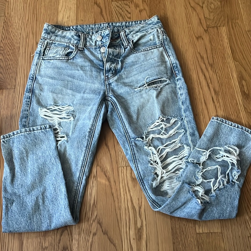 American Eagle Tomgirl Straight Leg Jeans